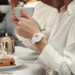 Swatch HOW MAJESTIC GZ711 Unisexuhr -Swatch || Tissot Verkäufe 865c9028 c62f 4a8b b2f3 073a5bec1f27