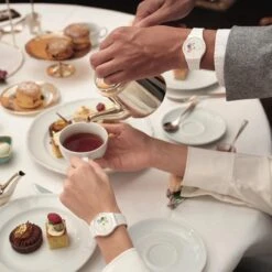 Swatch HOW MAJESTIC GZ711 Unisexuhr -Swatch || Tissot Verkäufe 887f3d58 53ea 4173 b464 c19bf329999d