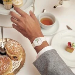 Swatch HOW MAJESTIC GZ711 Unisexuhr -Swatch || Tissot Verkäufe bd3cf62c 9d9b 4014 9ab9 cb34e31220c5